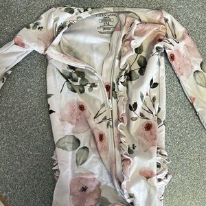 Caden Lance 6-9 month floral onsies